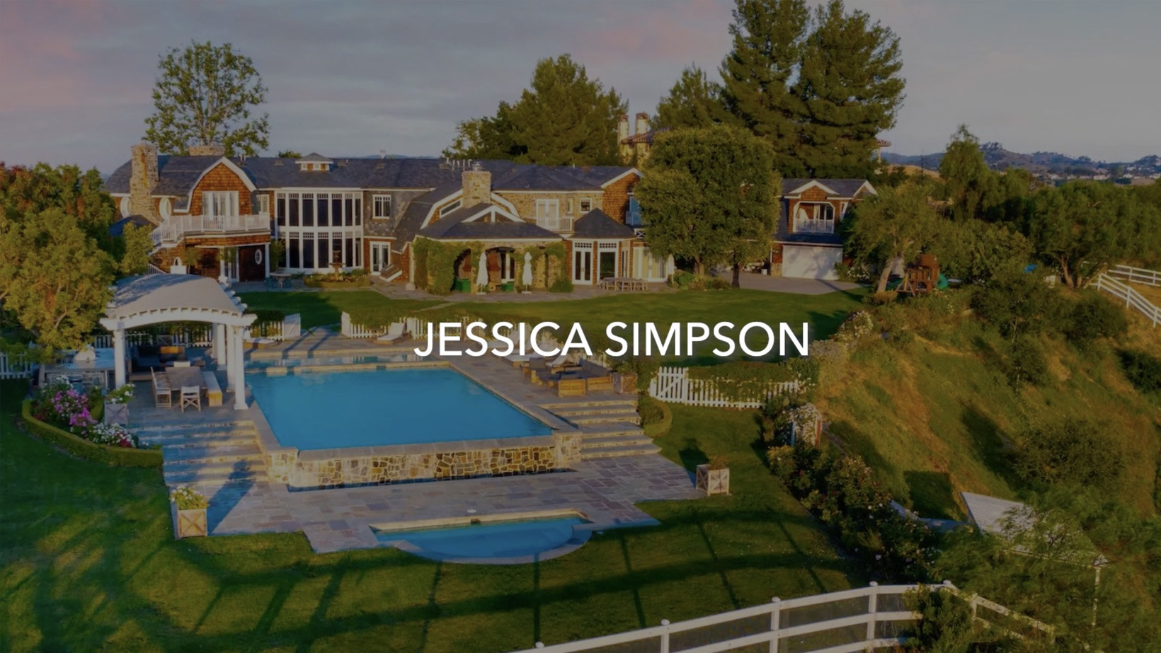 Jessica Simpson Confie la Vente de sa Villa à Coldwell Banker
