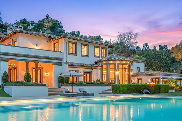 Sylvester Stallone vend sa propriété à Beverly Hills avec Coldwell Banker